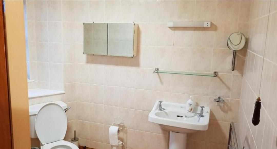 אינברנס Ness City Apartment מראה חיצוני תמונה